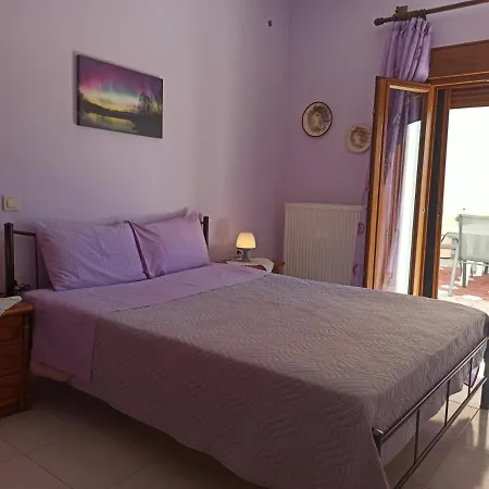 Casa Di Rena * 纳夫普利翁